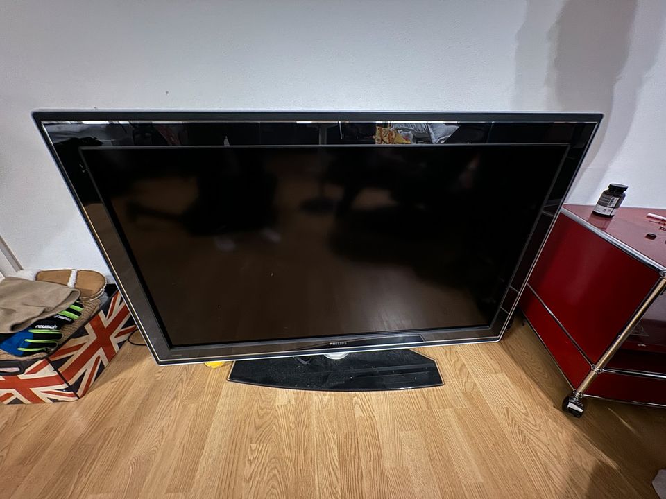 Philips LCD TV 52 Zoll / 132cm 52PFL9632D/10 Ambilight in Kornwestheim