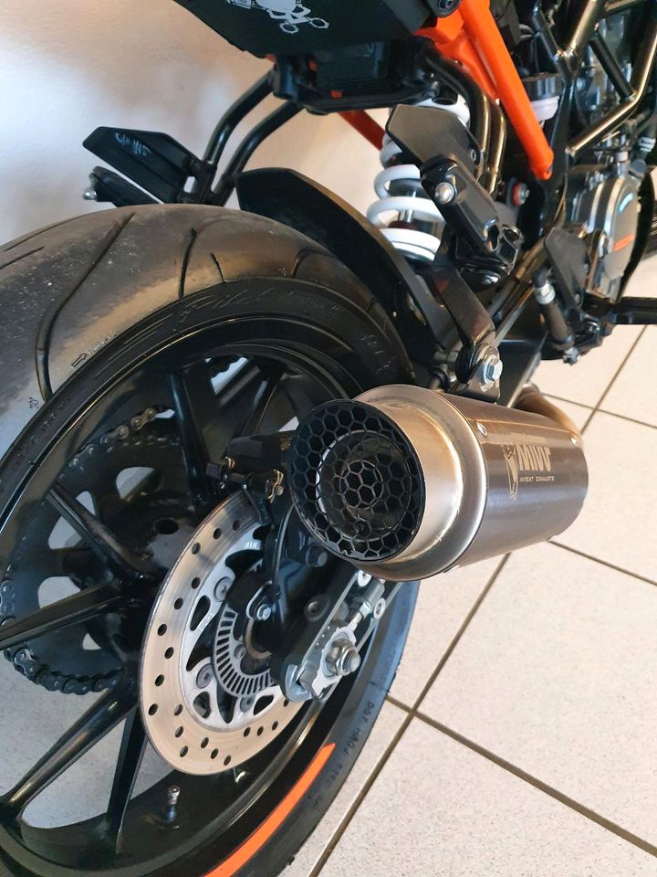 KTM Duke 125 in Endingen