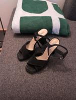 Massimo Dutti Pumps High Heels München - Bogenhausen Vorschau