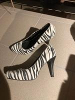 Pumps, High Heels von S.Oliver schwarz weiß Zebra Bayern - Grafling Vorschau