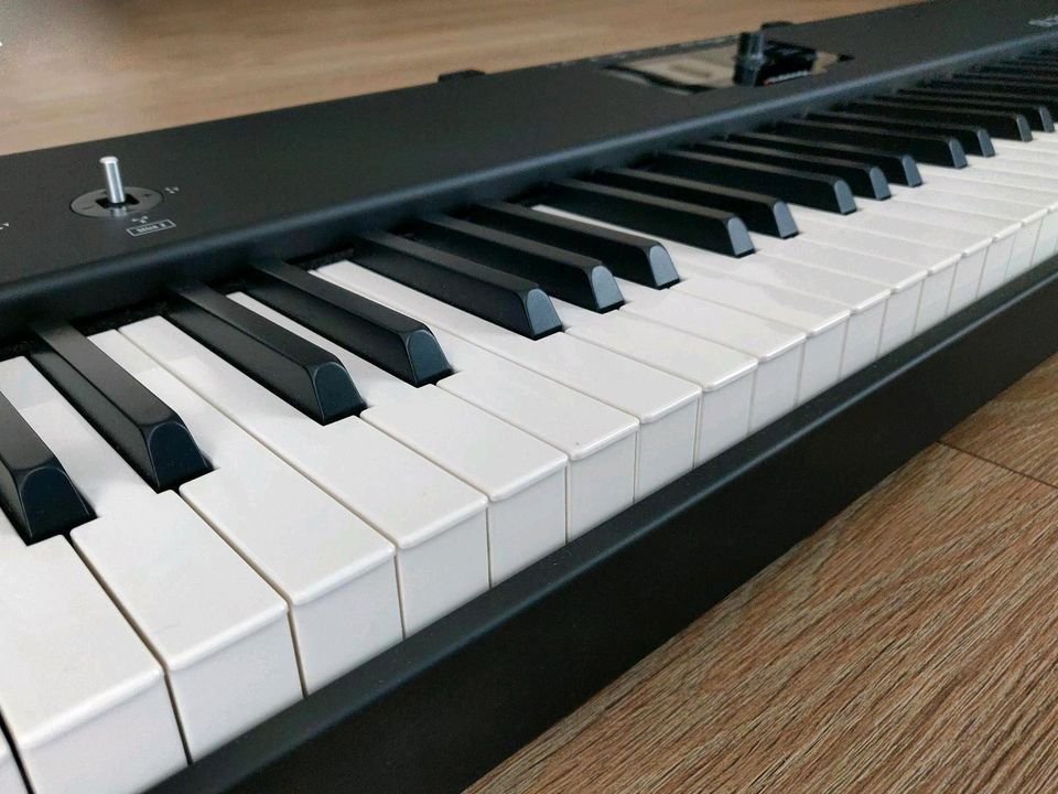 Studiologic SL73 Studio Masterkeyboard in Blaubeuren