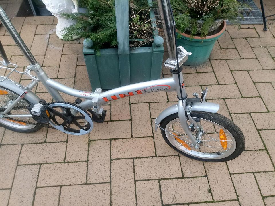 Mini klapprad 1 verschluss fehlt in Weitendorf