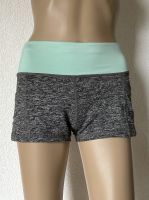 Sporthose kurz grau türkis Hotpants Shorts | Größe 34 / 36 Bayern - Waltenhofen Vorschau