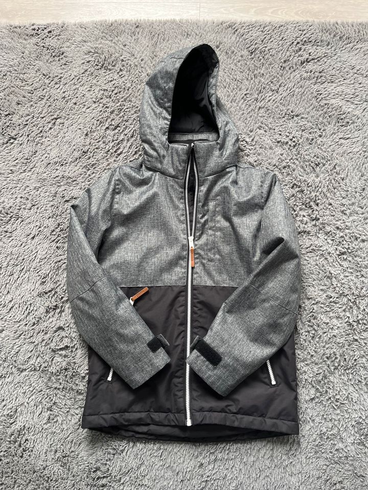 H&M Winterjacke, Skijacke, Junge, Gr. 146, super Zustand! in Düsseldorf