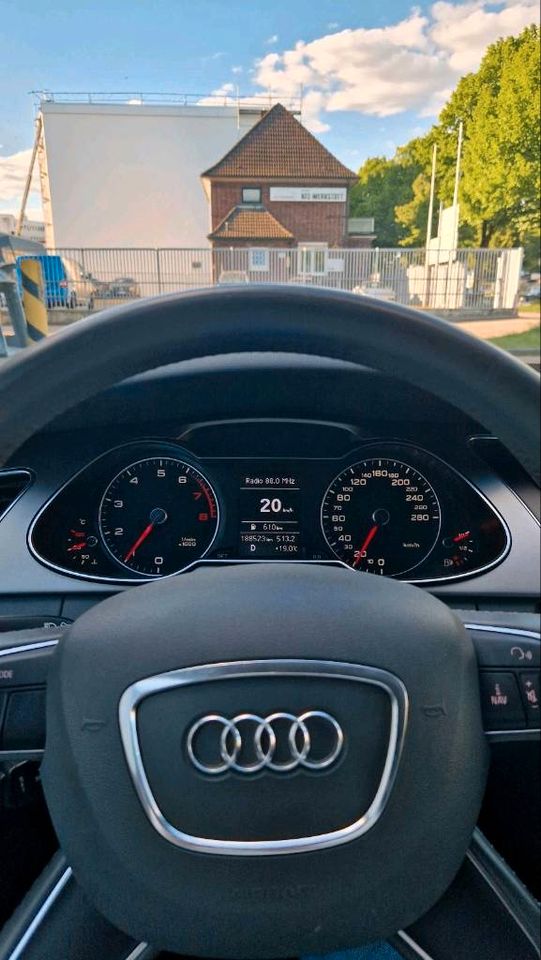 Audi A4 Motor 1.8 in Hamburg