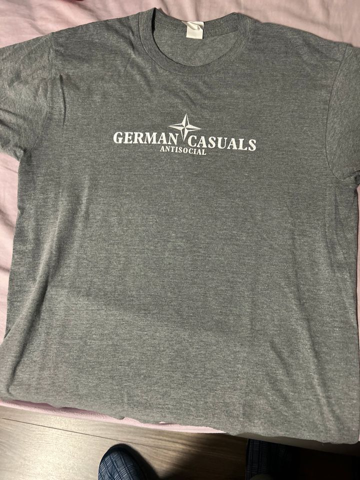 German Casuals Antisocial Shirt*Gr. L*Adidas ZX*EQT in Döbern