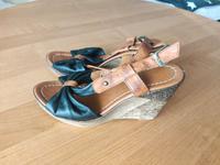 Stilistische Keilabsatz‑Sandalen aus Echtleder Nordrhein-Westfalen - Rahden Vorschau