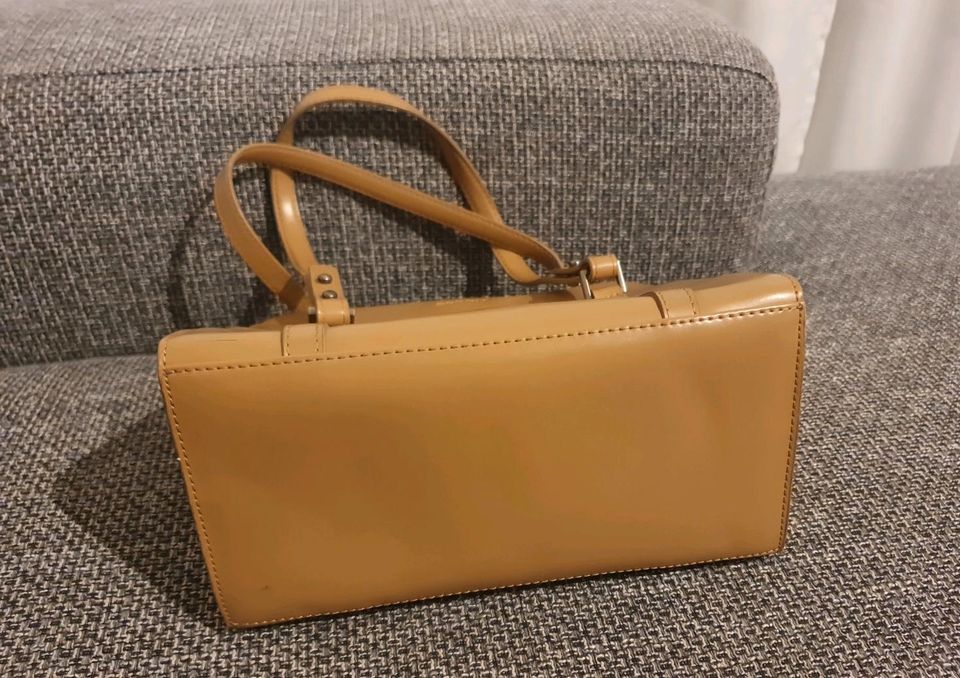 ESPRIT DAMEN HANDTASCHE TOP in Gelsenkirchen