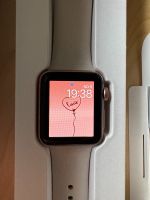 Apple Iwatch Serie 3 ! 38mm rosa! Thüringen - Erfurt Vorschau