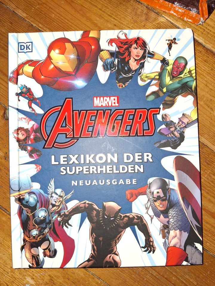 Avengers Lexikon der superhelden Buch in Geisfeld