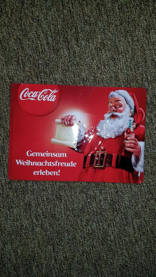 Coca Cola Weihnachtsschild in Ansbach