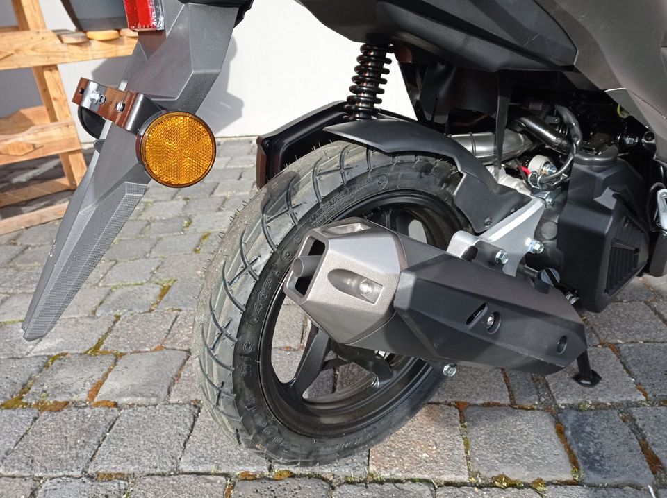 Kleinanzeigen Kleinanzeigen jetzt ist 125 Halle & gebraucht - Motorroller | Luxxon eBay -- Sachsen-Anhalt | -- in SOFORT E5 VERFÜGBAR Scooter Motorroller Maxxity