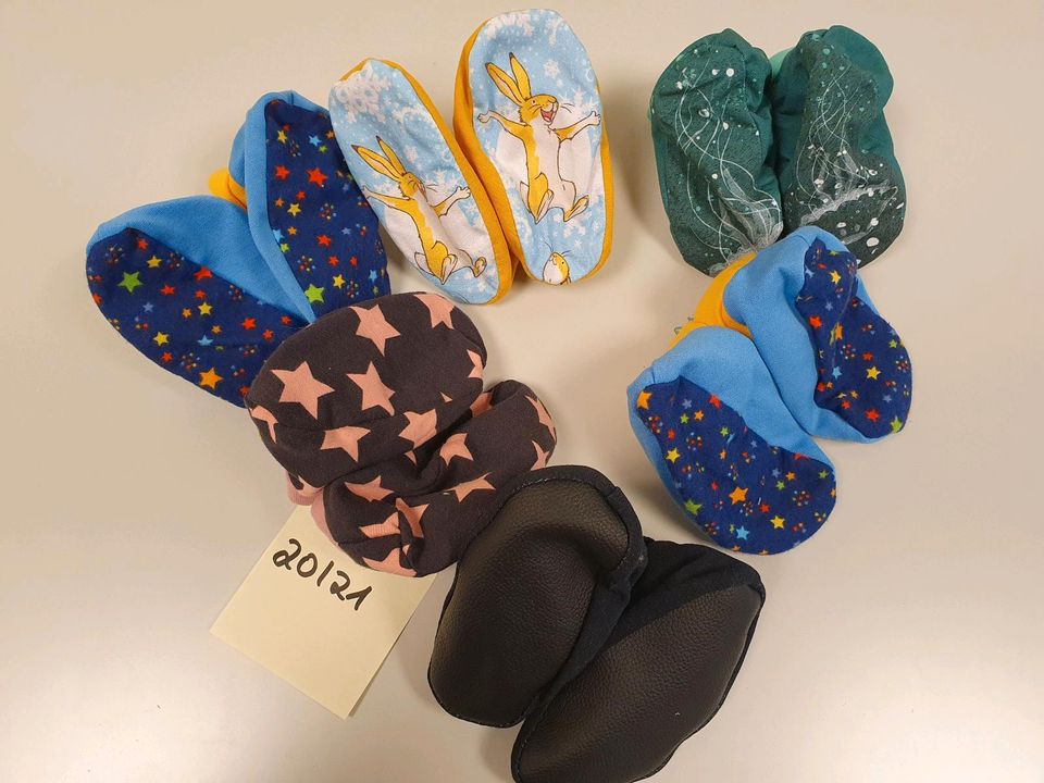 Baby Schühchen Schuhe Gr. 20/21 in Bad Homburg