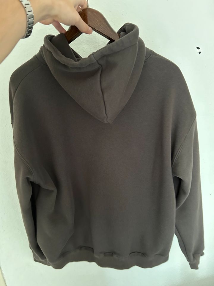 CPFM Kanye West Pulli in Aachen