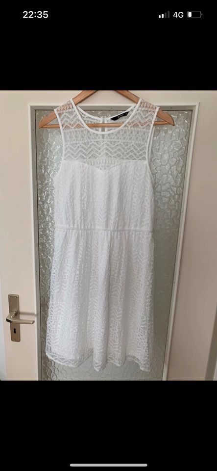 Weißes Sommerkleid in Ingolstadt