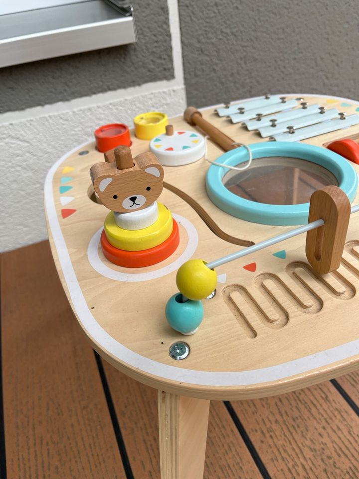 Verbaudet Spieltisch für Babys/ Kleinkinder in Castrop-Rauxel