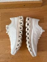 ON Running Ikon Cloudflow 4 - 43 Neu weiss Creme Sneaker München - Sendling Vorschau
