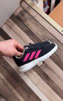 Adidas Turnschuhe 23,5 Mädchen Sneaker Sport Hessen - Rotenburg Vorschau