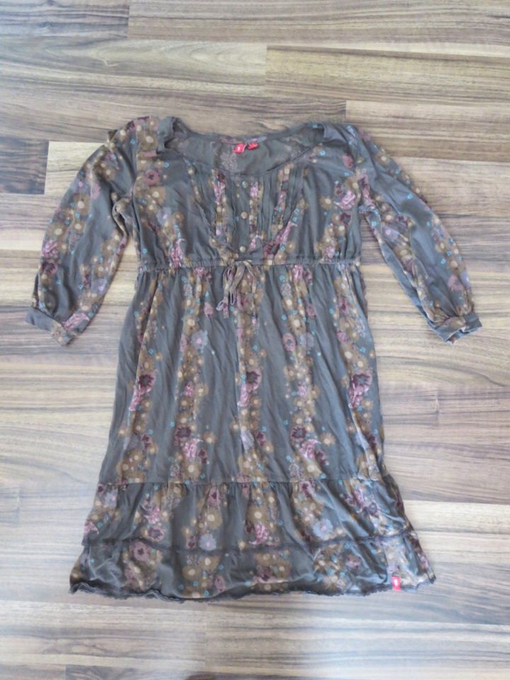 Kleid von Esprit EDC Gr. XS in Lutherstadt Wittenberg