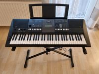 Yamaha E423 Keyboard mit Ständer und Abdeckung Hessen - Fulda Vorschau