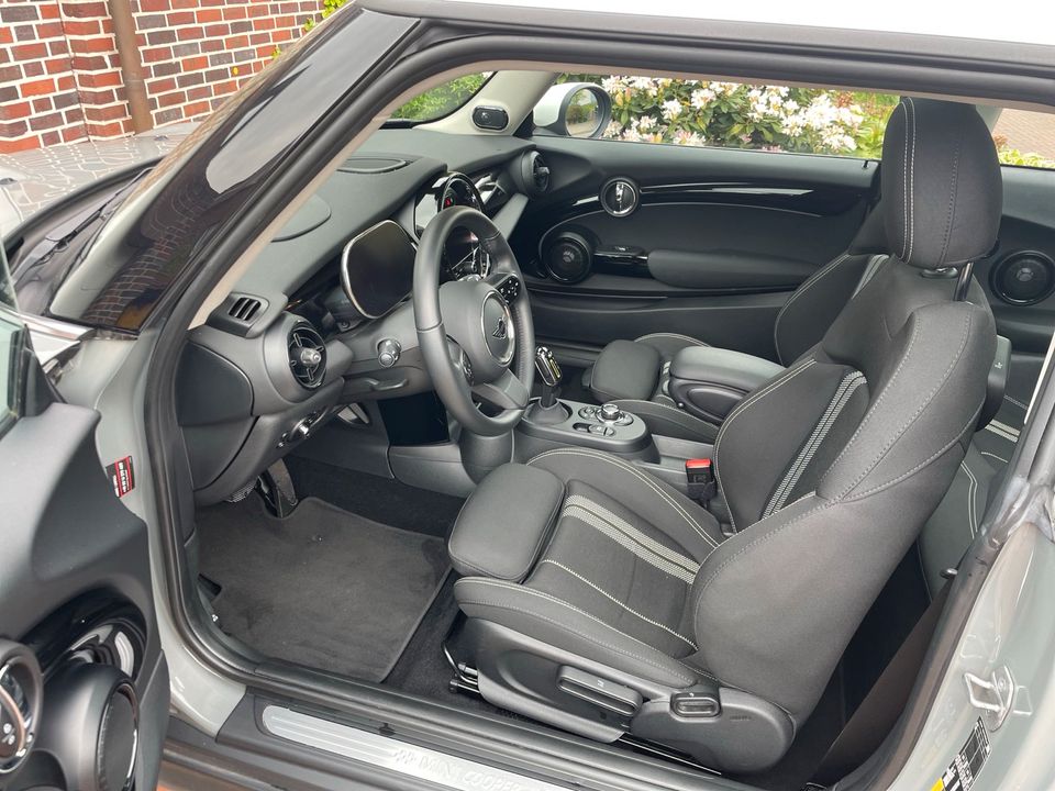 Mini Cooper SE Panorama, Harman Kardon in Stade