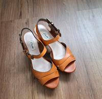 Sandaletten Clarks Gr. 4, cognacfarben Rheinland-Pfalz - Kandel Vorschau