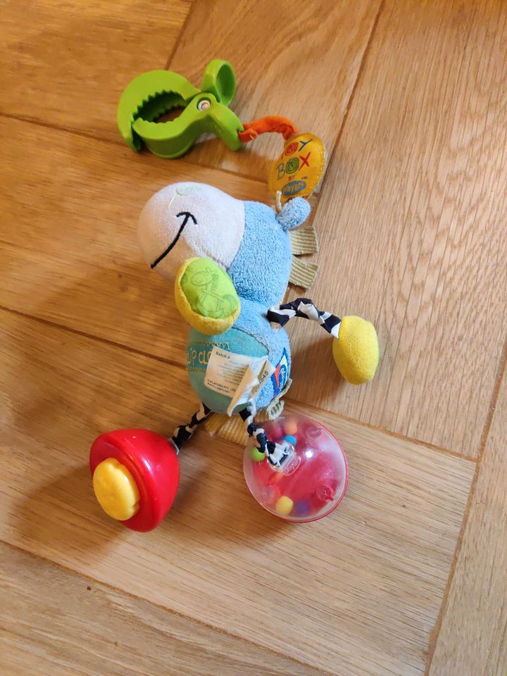 Hochwertiges Baby Spielzeug Haba FisherPrice Baliba Steiff Hape in Neuss