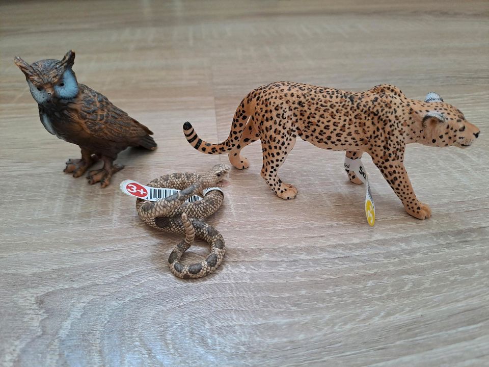 3 Schleich Raritäten Klapperschlange Jaguar Uhu in Gaggenau