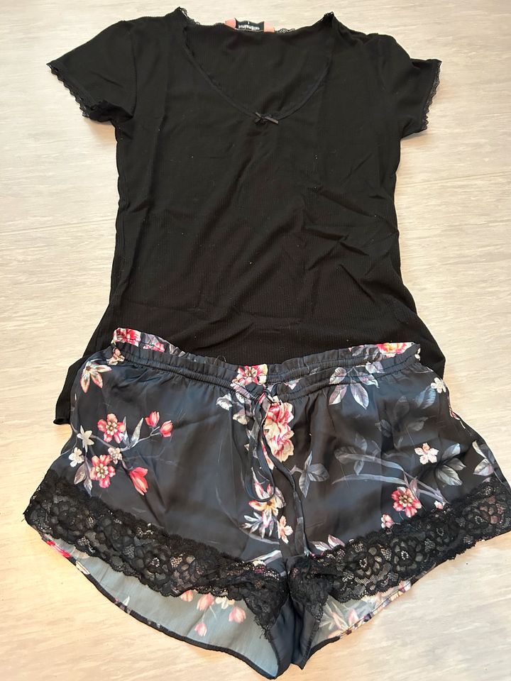 Pyjama Nachtwäsche Hunkemöller in Bayreuth