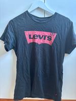 Schwarzes Levi’s Shirt Niedersachsen - Seelze Vorschau