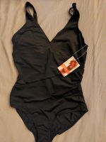 Schöner schwarzer Badeanzug Shapewear 40 (80B) Berlin - Pankow Vorschau