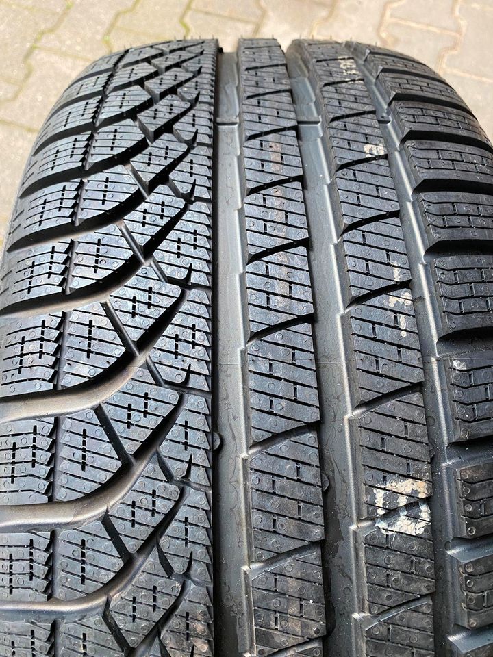 1 x Winterreifen Pirelli 245/40 R18 97V mit 8mm neuwertig in  Rheinland-Pfalz - Klein-Winternheim | Reifen & Felgen | eBay Kleinanzeigen  ist jetzt Kleinanzeigen