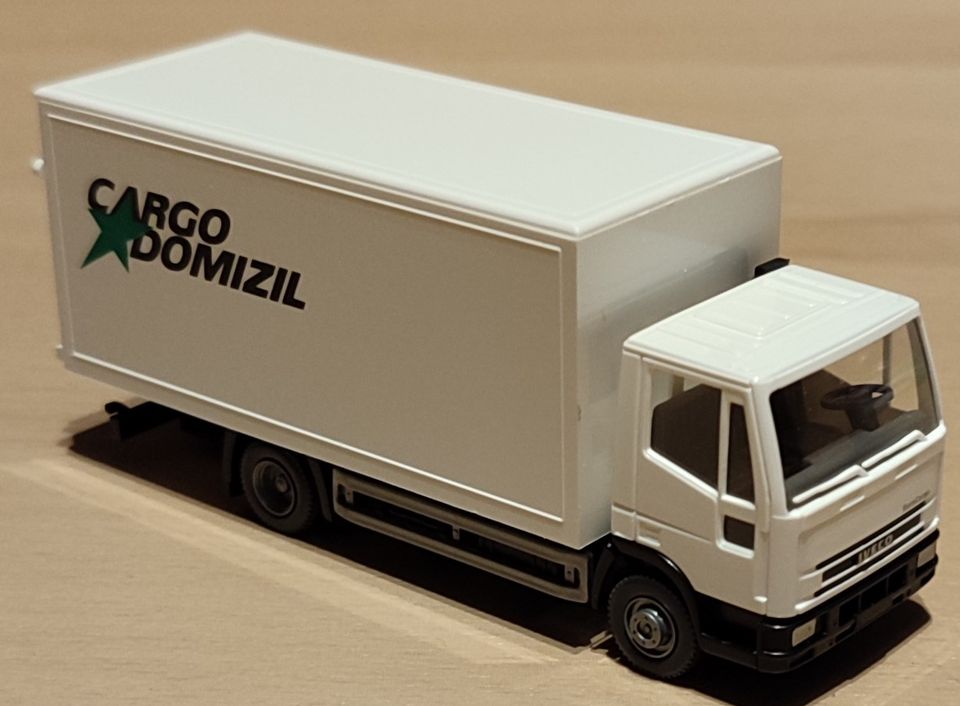 266 Wiking - Iveco LKW "Cargo Domizil" in Hambergen