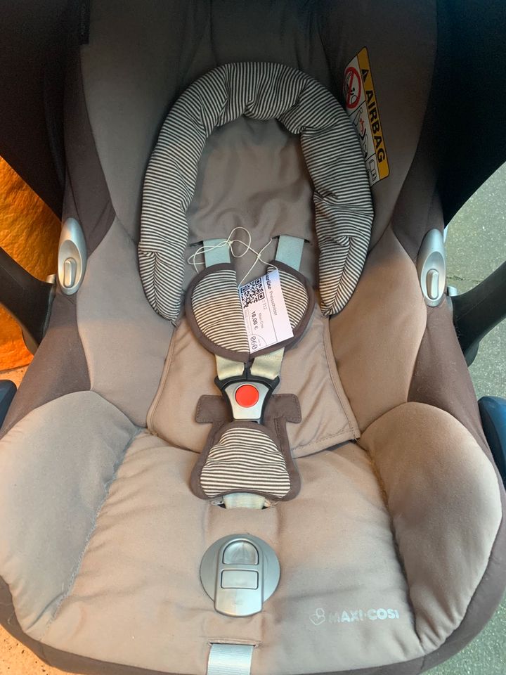 Maxi Cosi Cabriofix Babyschale in Bonn