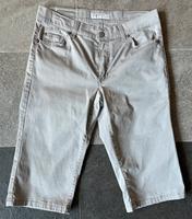 Capri Hose hellgrau Angels Größe 40 Hessen - Fulda Vorschau