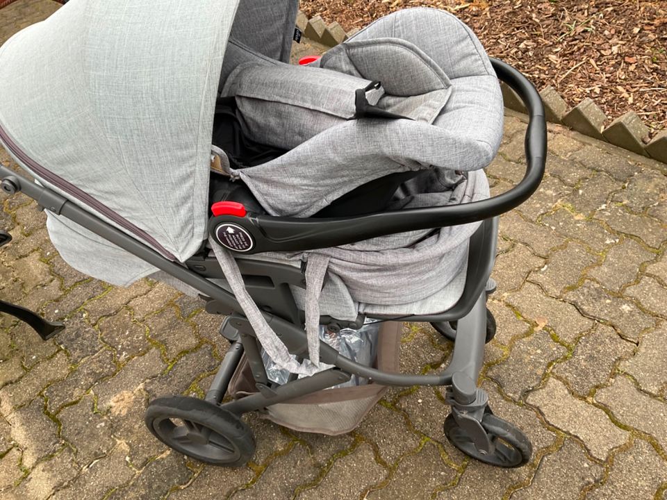 Kinderwagen CIRCLE  mit Babyschale / 2 in 1 ,grau in Kollow, Kurheim (Schwarzenbek)