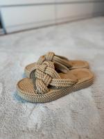 H&M Schlappen beige geflochten Bayern - Memmingen Vorschau