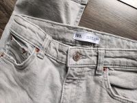 Zara Hose Jeans Jeanshose grau Größe 164 neuwertiger Zustand Nordrhein-Westfalen - Krefeld Vorschau