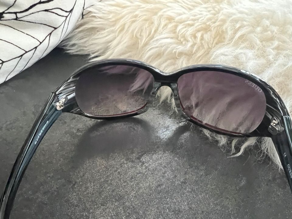 GUESS Sonnenbrille Designer Brille ⭐️ in Mühldorf a.Inn