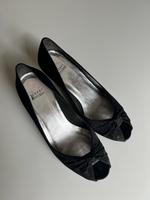 Guter Zustand! | Stuart Weitzmann Peep Toes | schwarz | Neuhausen-Nymphenburg - Neuhausen Vorschau