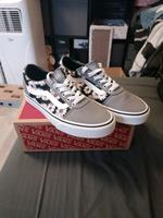 Vans Schuhe "Dark Floral" Nordrhein-Westfalen - Hamm Vorschau