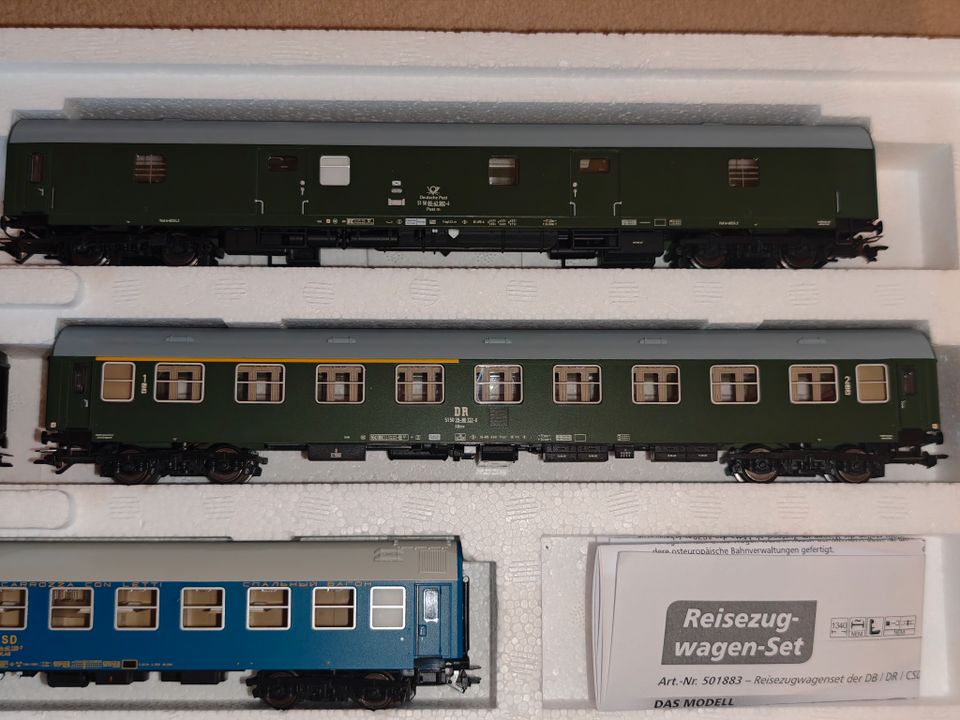 Märklin H0 42982 - Reisezugwagen-Set "Deutsche Reichsbahn der DDR in Bestwig