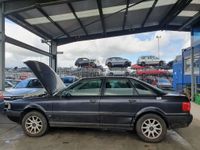 Schlachtfest! Audi 80 Limousine 2l 66KW 90PS Bj. 08/94 Nordrhein-Westfalen - Hünxe Vorschau