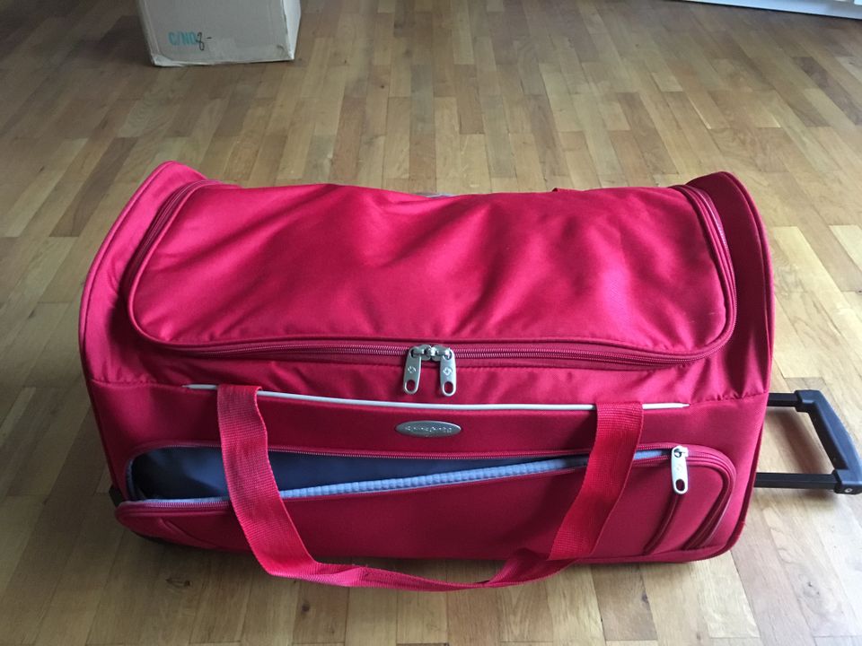 Trolley  Reisetasche rot  Semsonite in Herrenberg