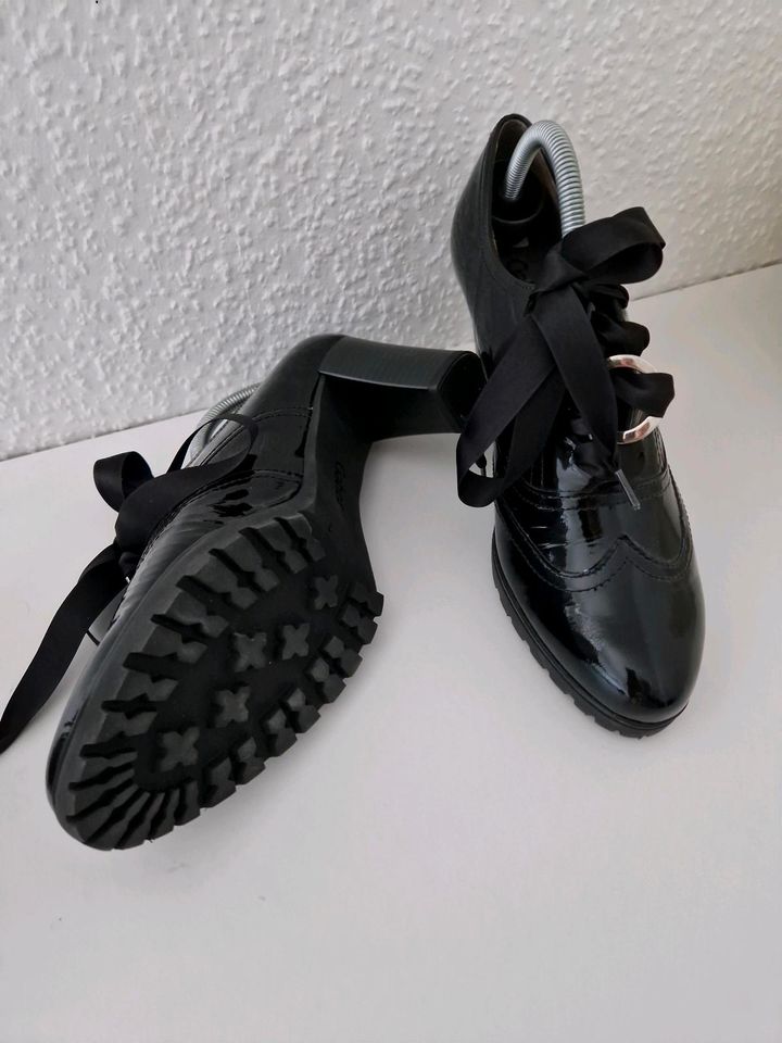 Damenschuhe Gabor Gr. 7, schwarz in Hannover