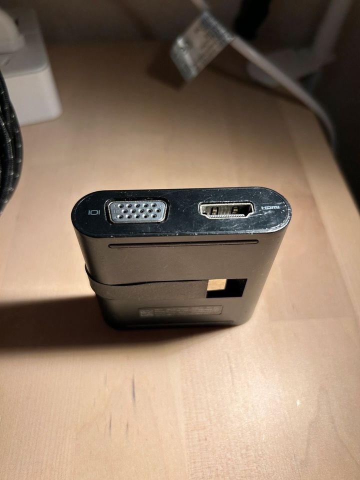 Dell DA200 usb-c dongle dock multiport hdmi vga ethernet adapter in Karlsruhe