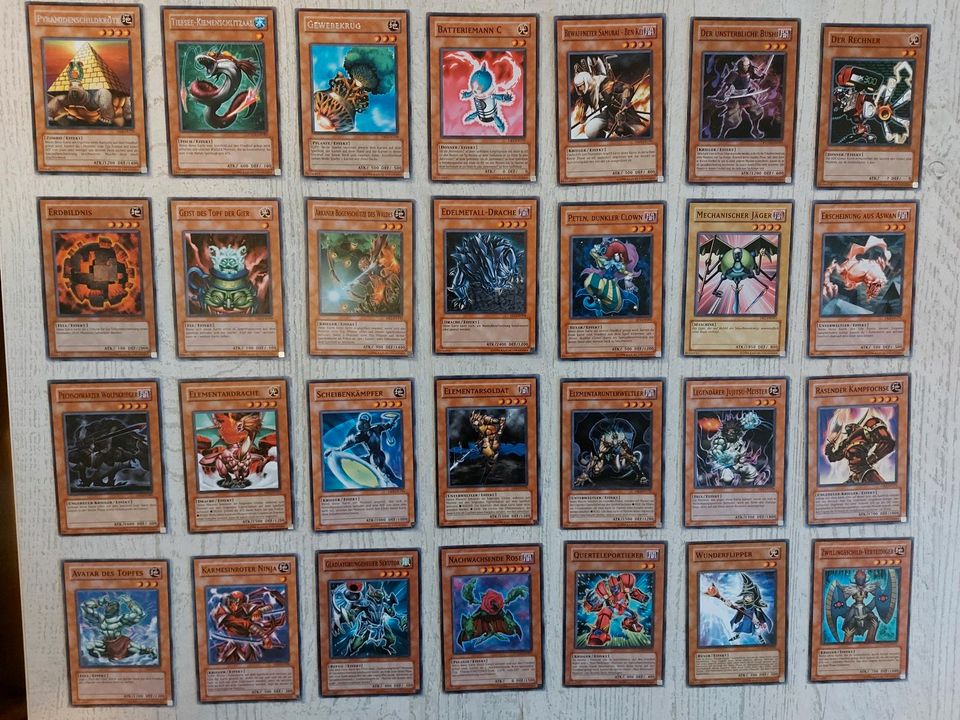 246 originale Yu-Gi-Oh Karten aus 1996. in Wallersdorf