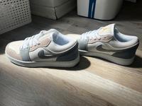 Nike Jordans Low Creme Häfen - Bremerhaven Vorschau