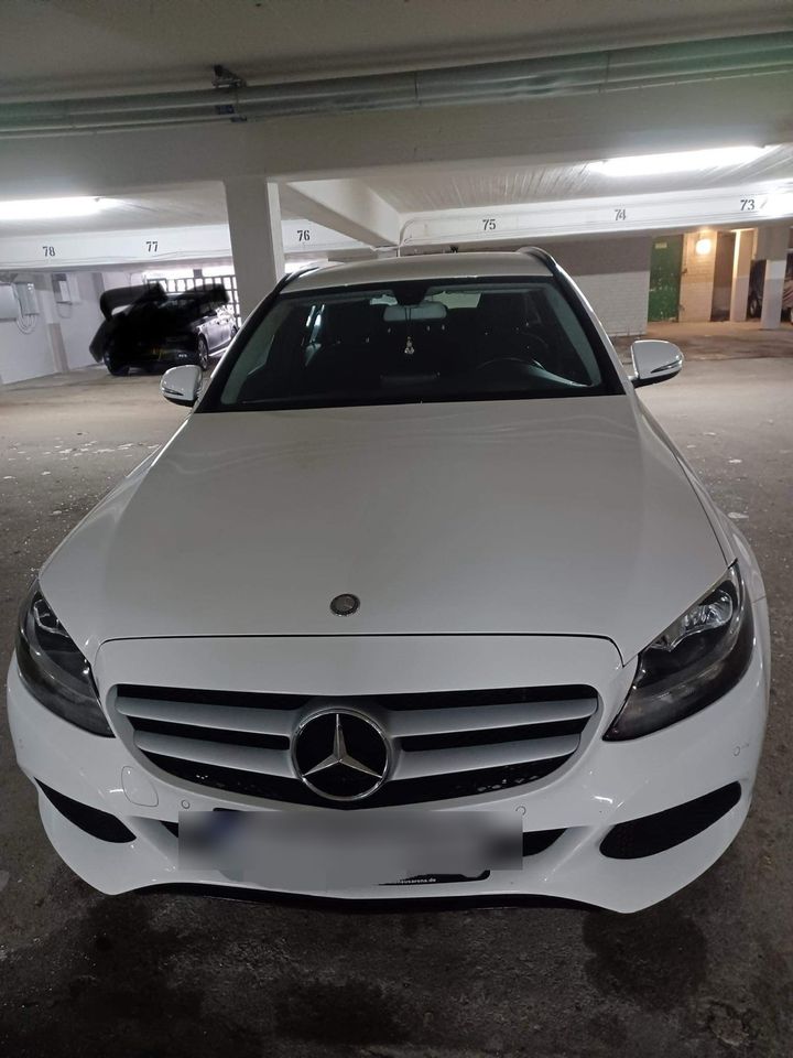 Mercedes Benz c Klasse in Pinneberg