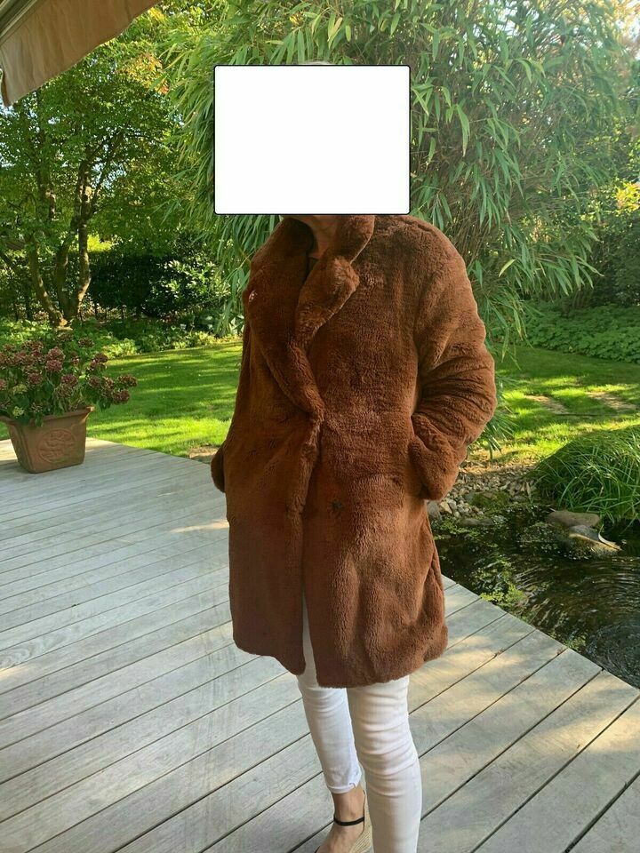 RIANI Teddy Plüsch Mantel Webpelz Jacke Gr. 38 braun NEUw.! in Münnerstadt